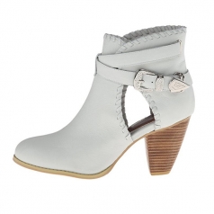 Parrcen Women’s White Leather Boot Shoes with Buckle Strap